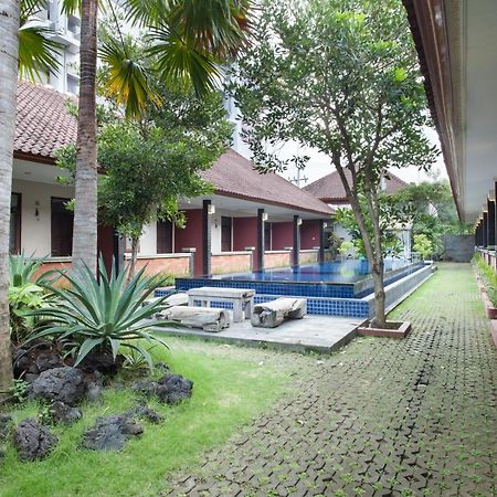 Puri Ganesh Otel Legian Dış mekan fotoğraf
